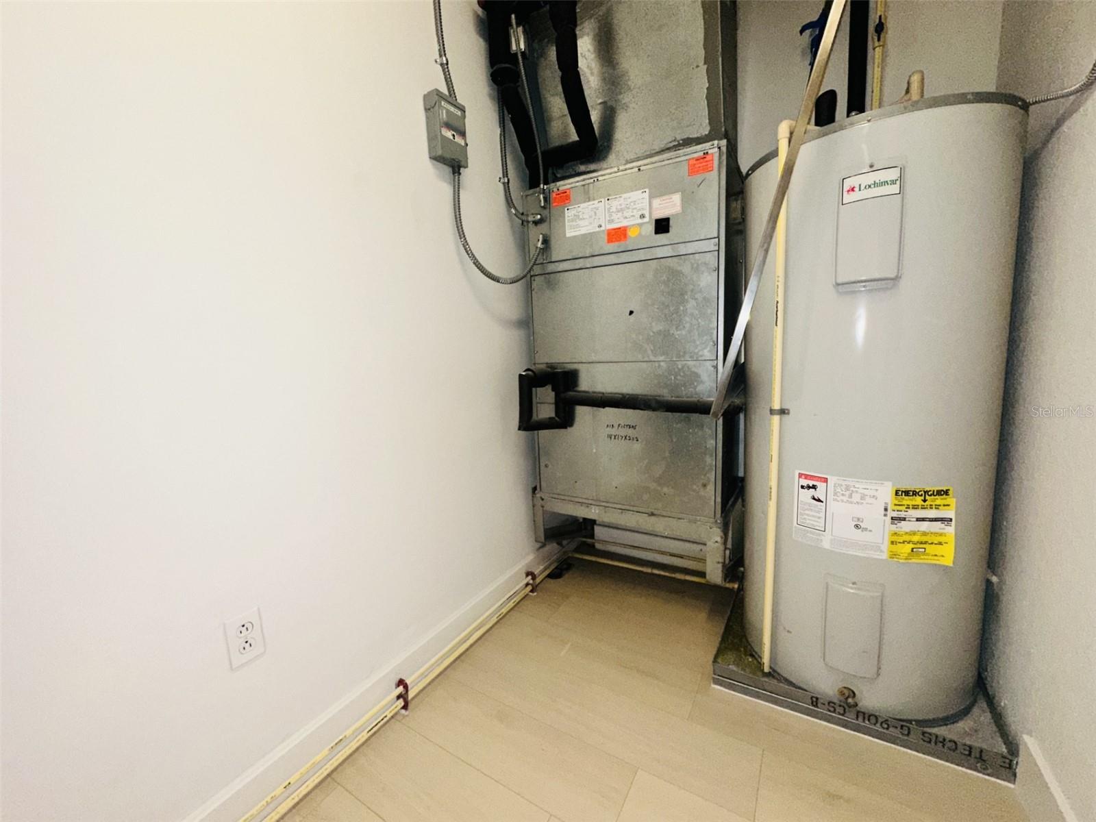 Image 72 of 74 For 150 Robinson Street 2102