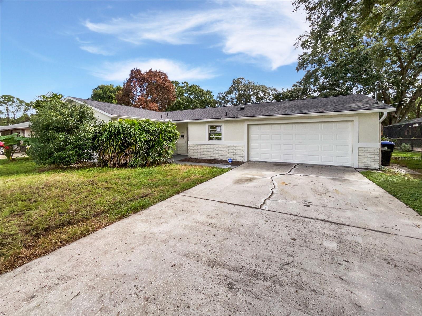Image 11 of 27 For 5533 Satel Drive