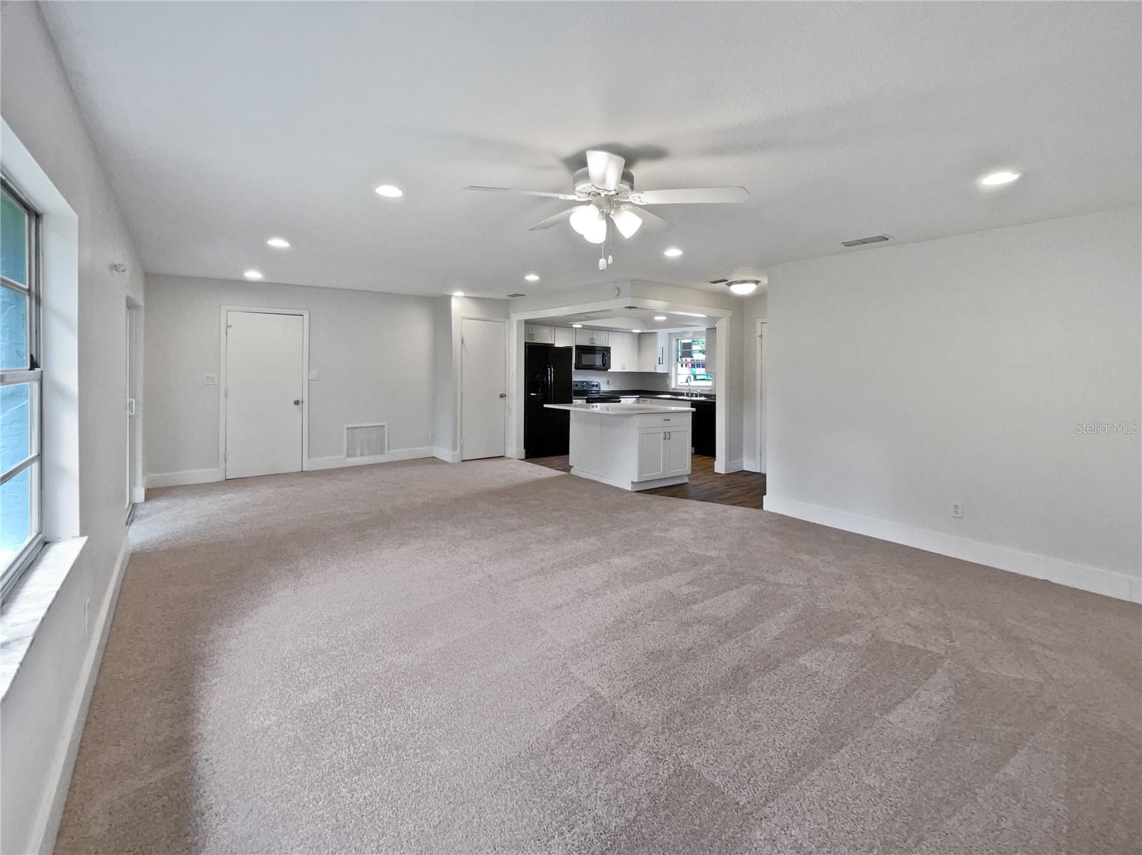 Image 15 of 27 For 5533 Satel Drive