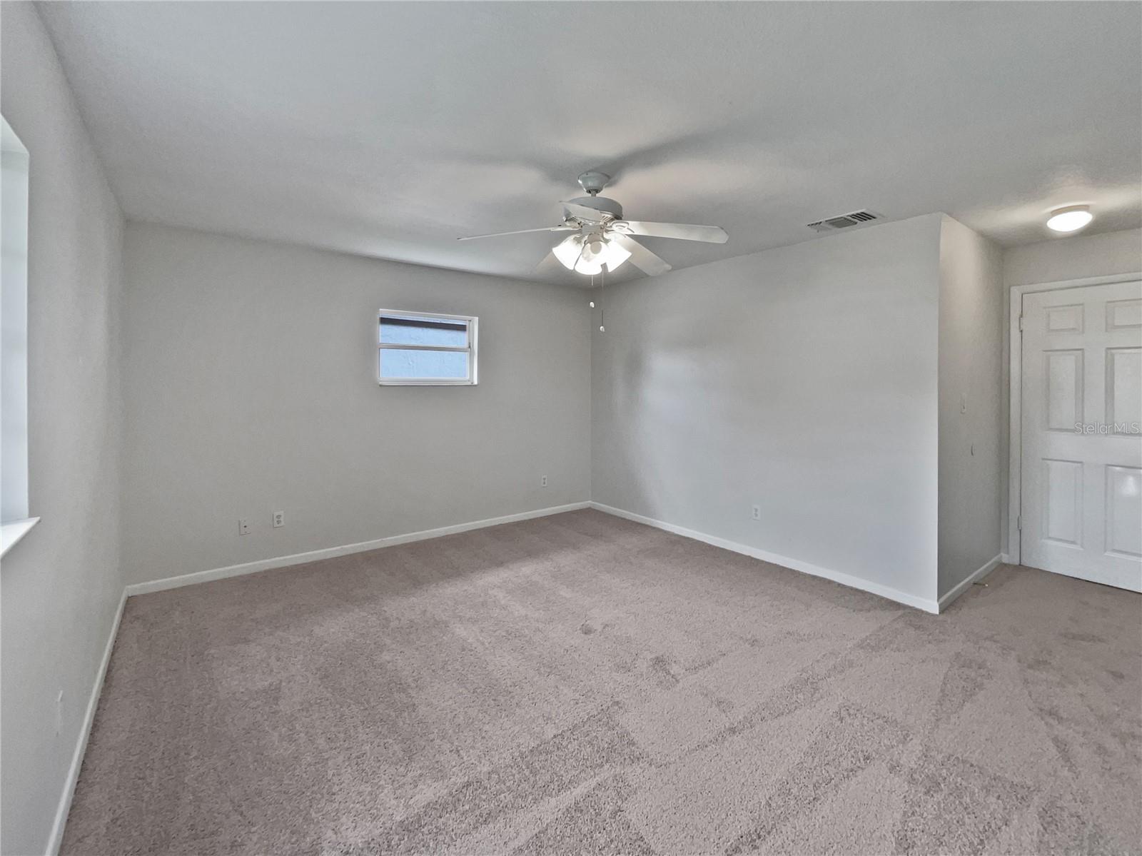 Image 24 of 27 For 5533 Satel Drive