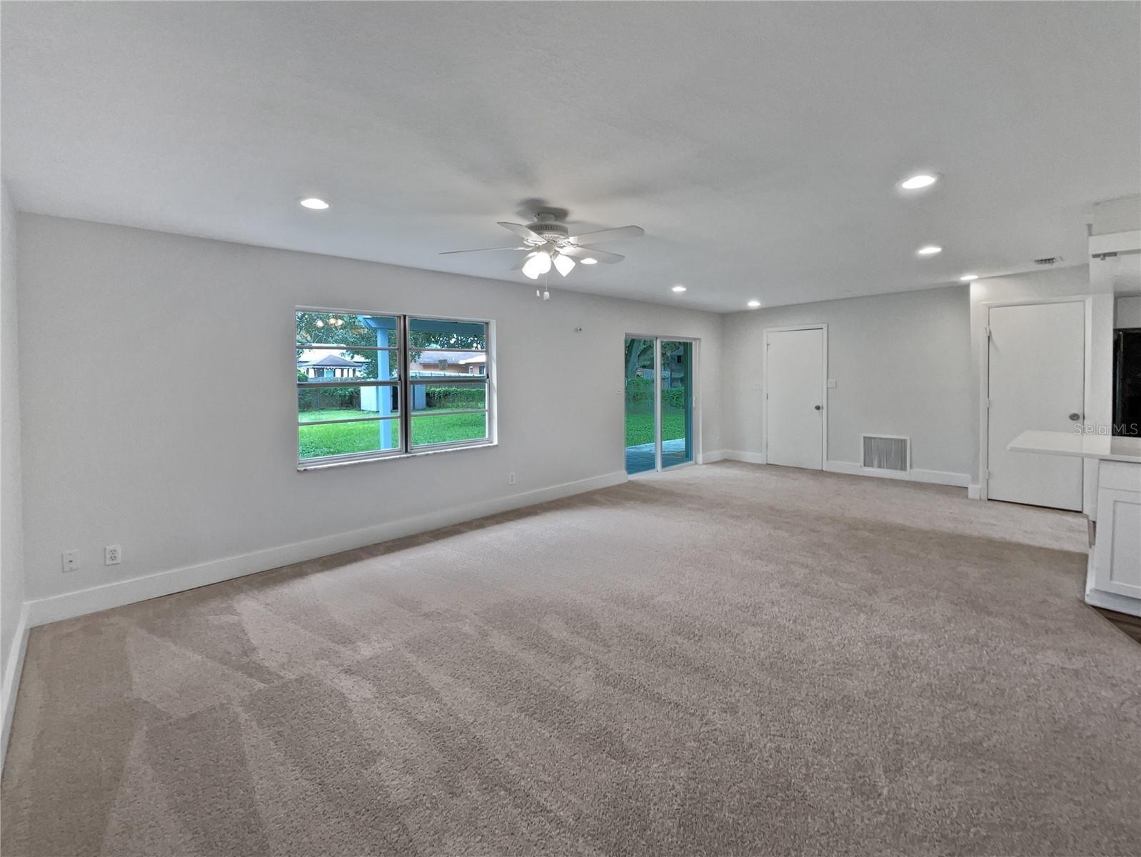Image 3 of 27 For 5533 Satel Drive