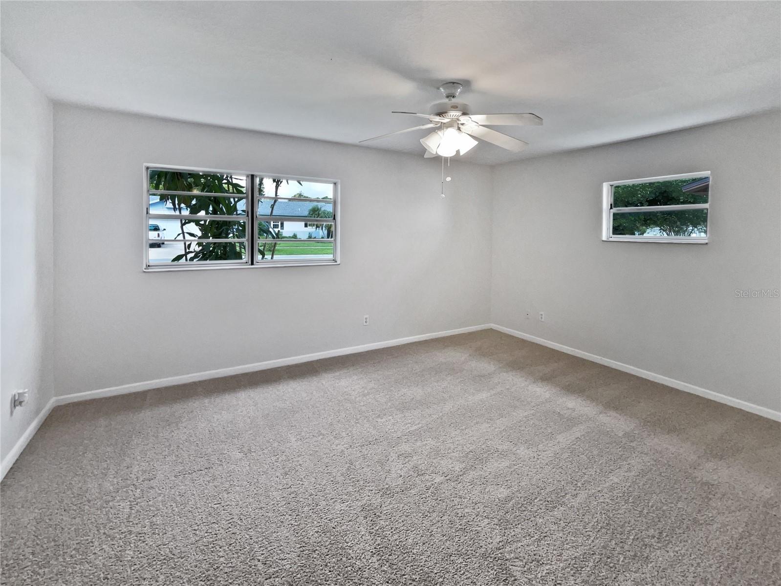 Image 5 of 27 For 5533 Satel Drive