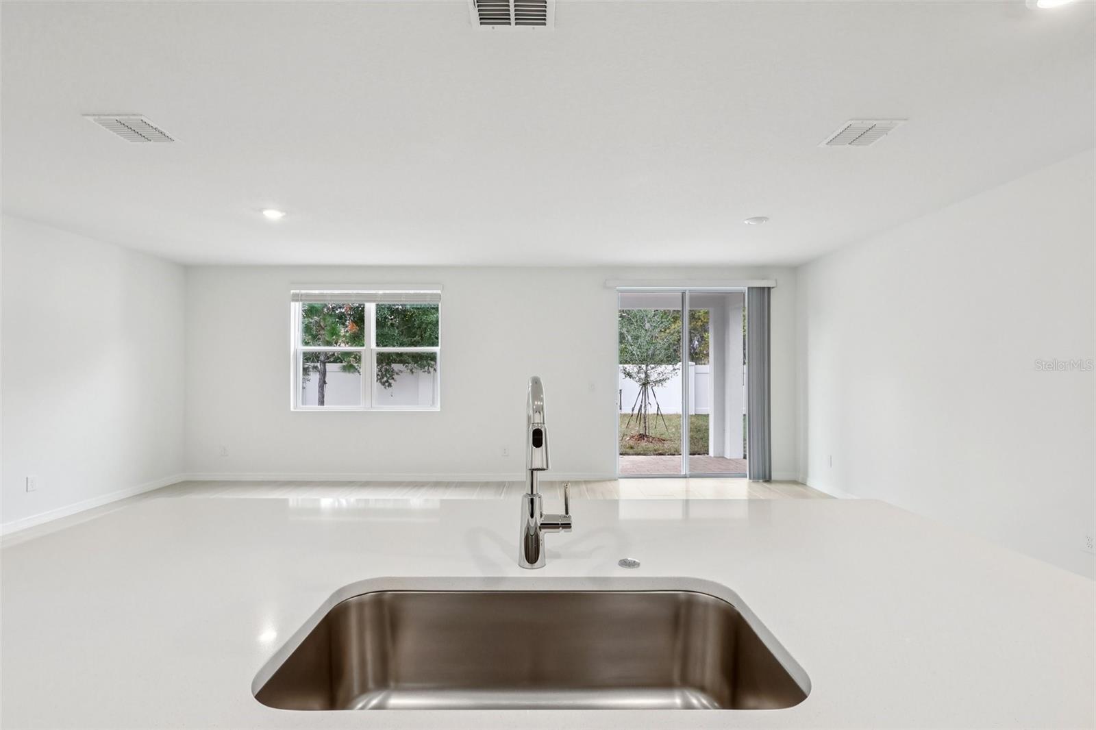 Image 10 of 35 For 28009 Poppy Court