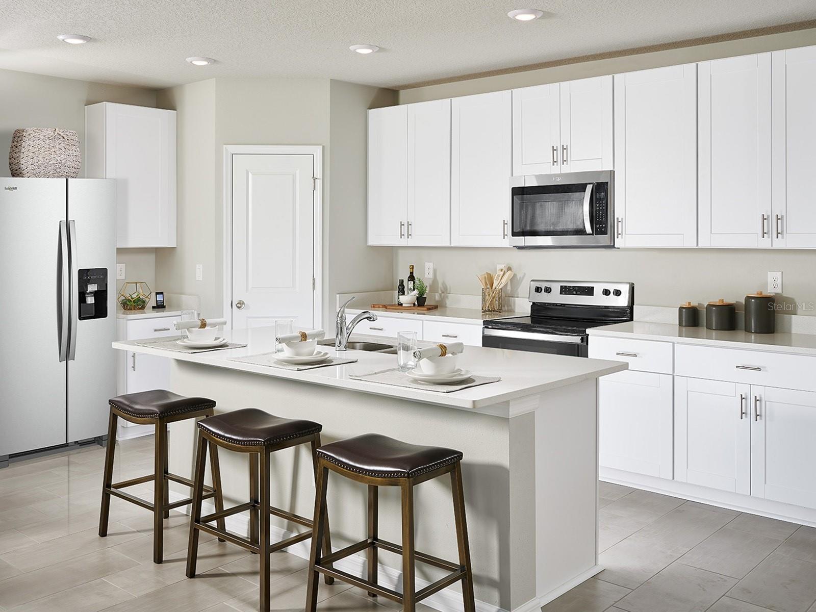 Image 3 of 7 For 28009 Poppy Court