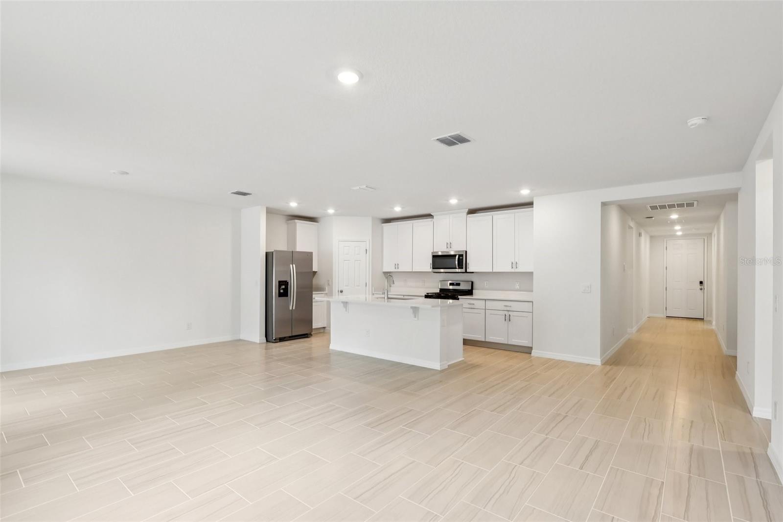 Image 9 of 35 For 28009 Poppy Court