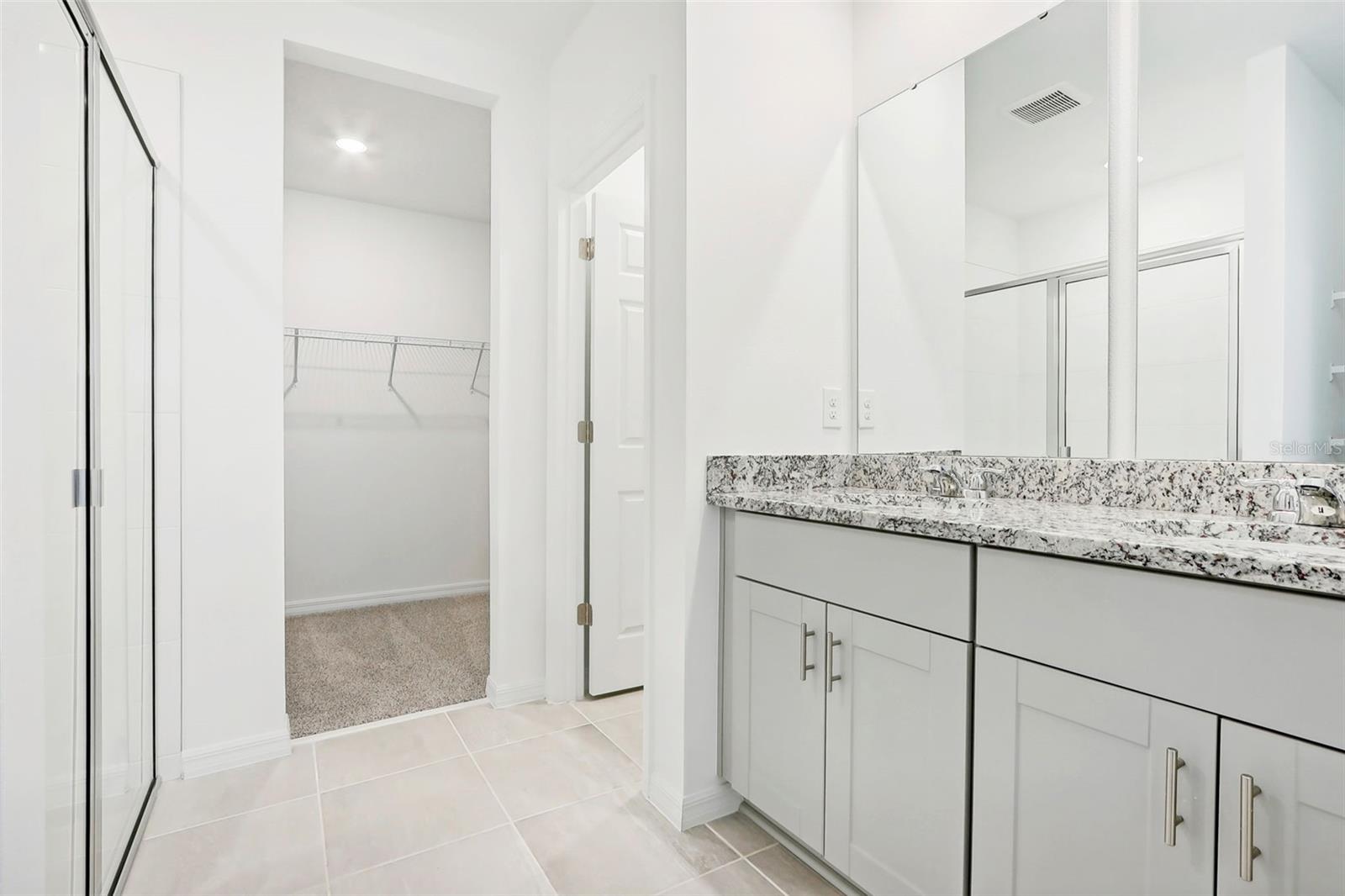 Image 15 of 33 For 4736 Jasmine Circle