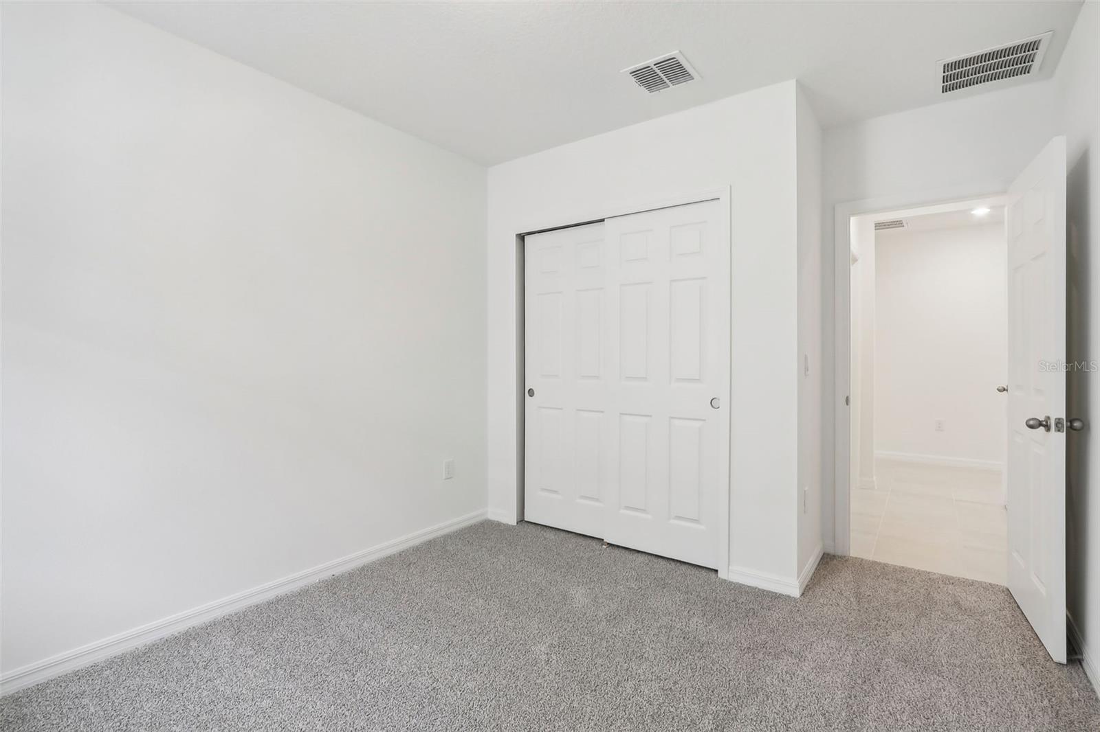 Image 23 of 33 For 4736 Jasmine Circle