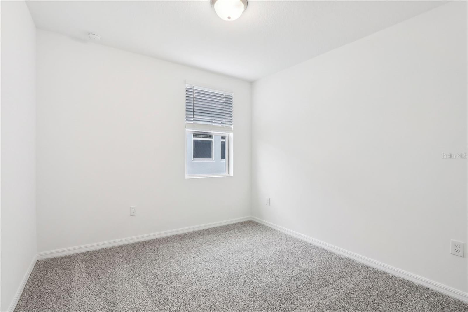 Image 24 of 33 For 4736 Jasmine Circle