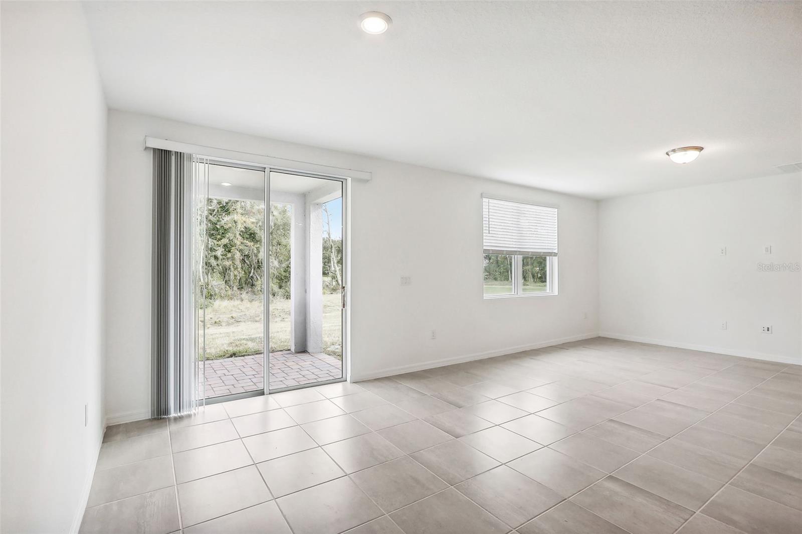 Image 6 of 33 For 4736 Jasmine Circle