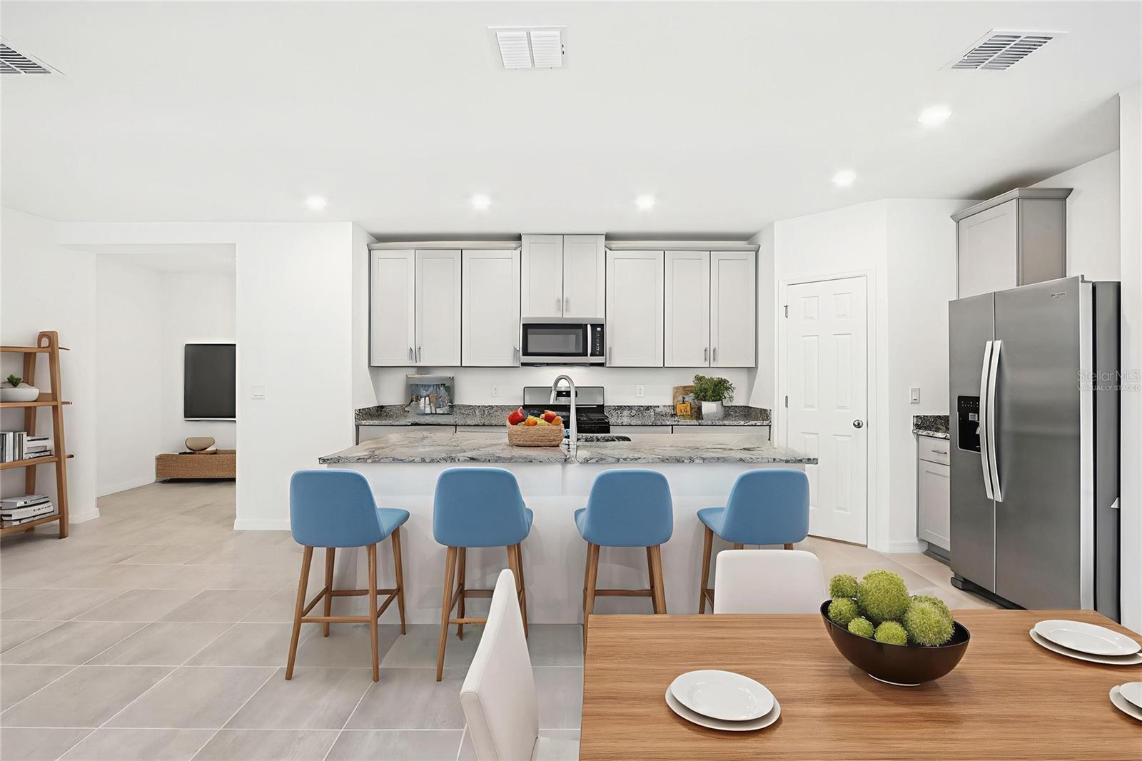 Image 8 of 33 For 4736 Jasmine Circle