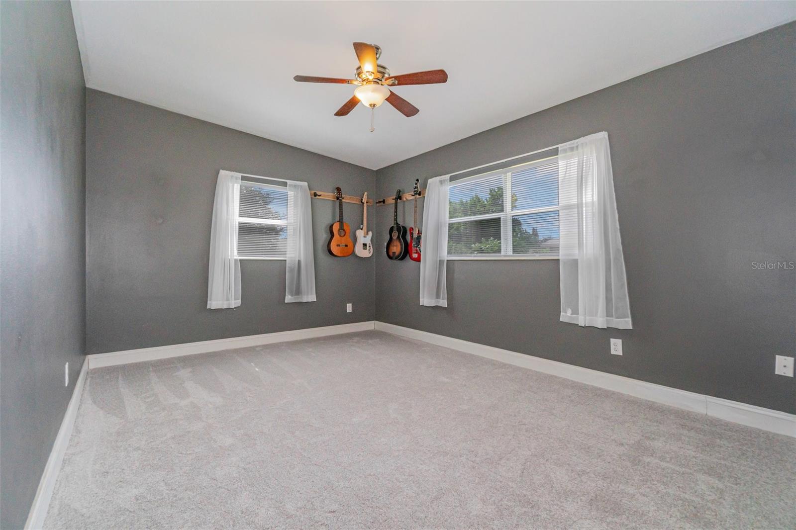 Image 15 of 34 For 4514 Rockledge Road