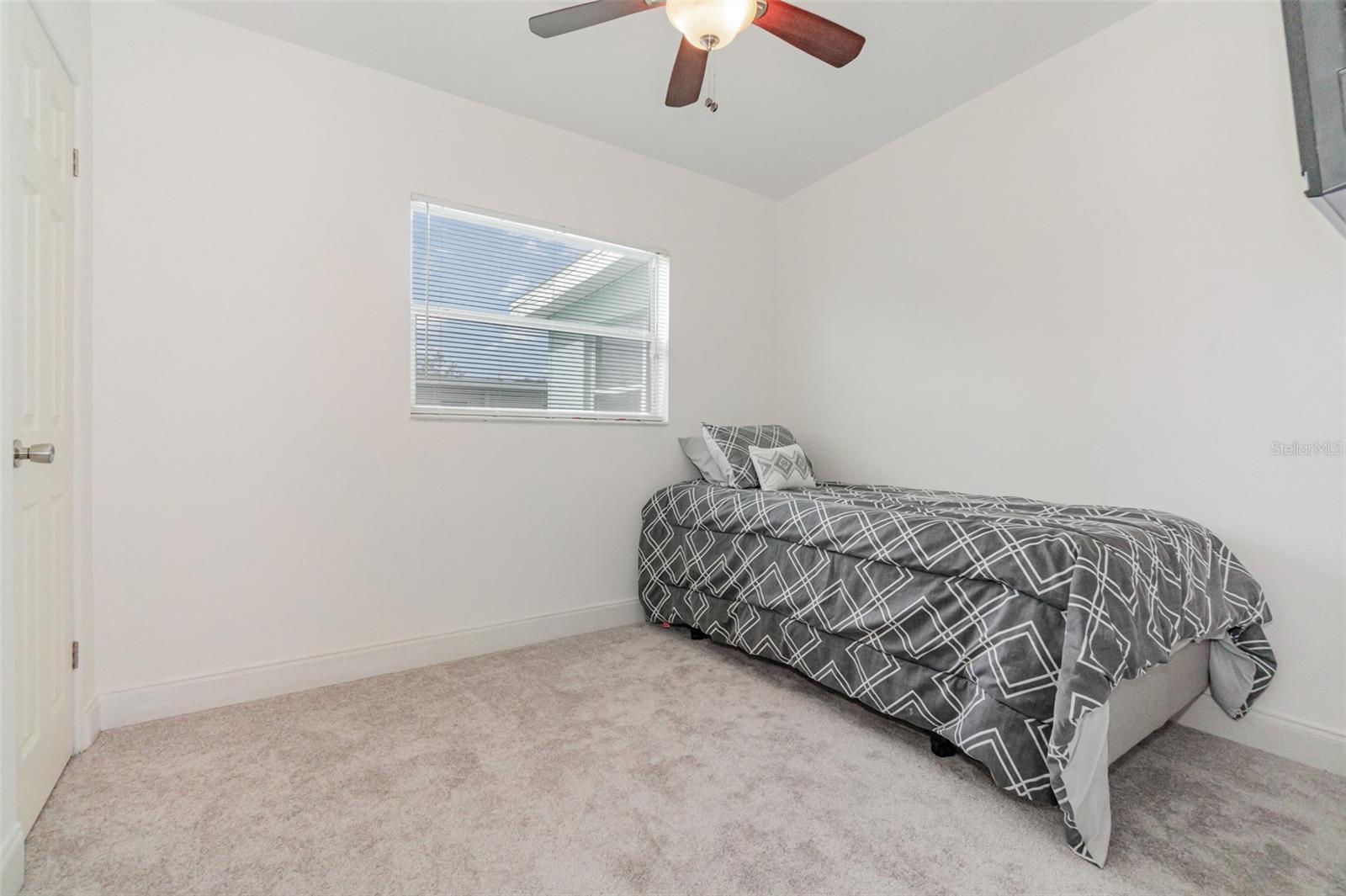 Image 17 of 34 For 4514 Rockledge Road