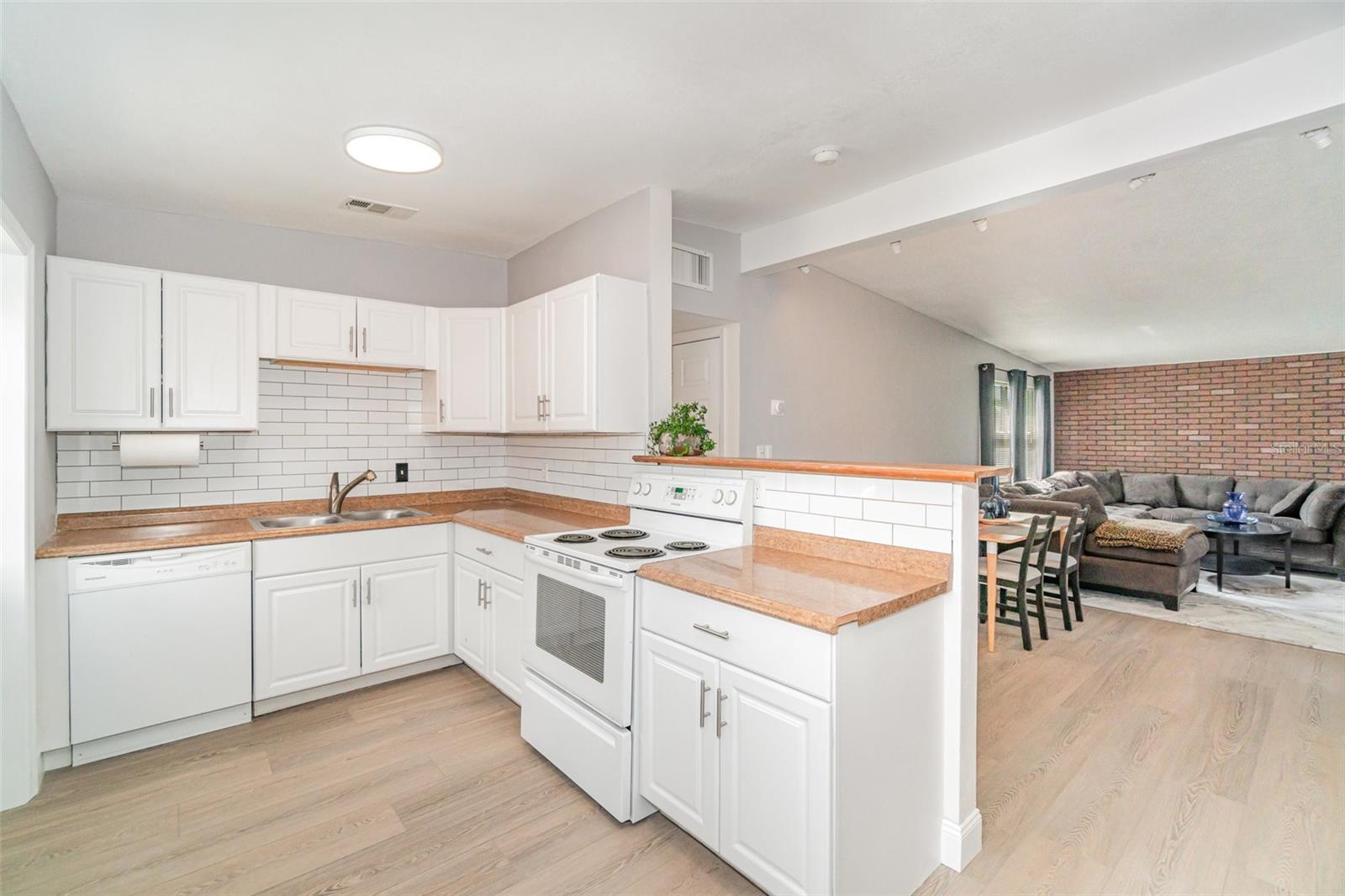 Image 9 of 34 For 4514 Rockledge Road