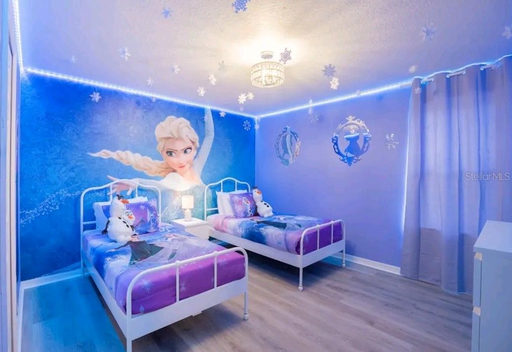 Image 22 of 35 For 820 Las Fuentes Drive