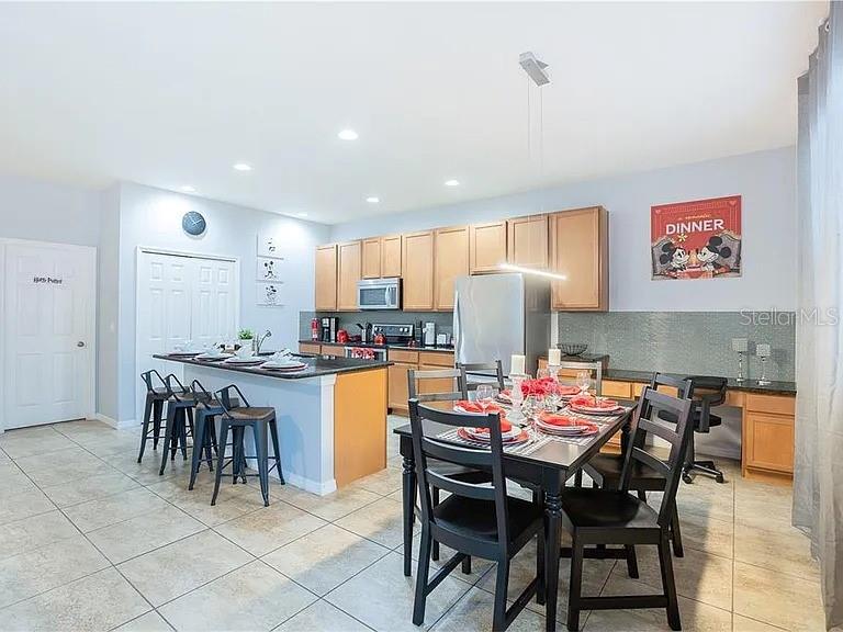 Image 6 of 35 For 820 Las Fuentes Drive