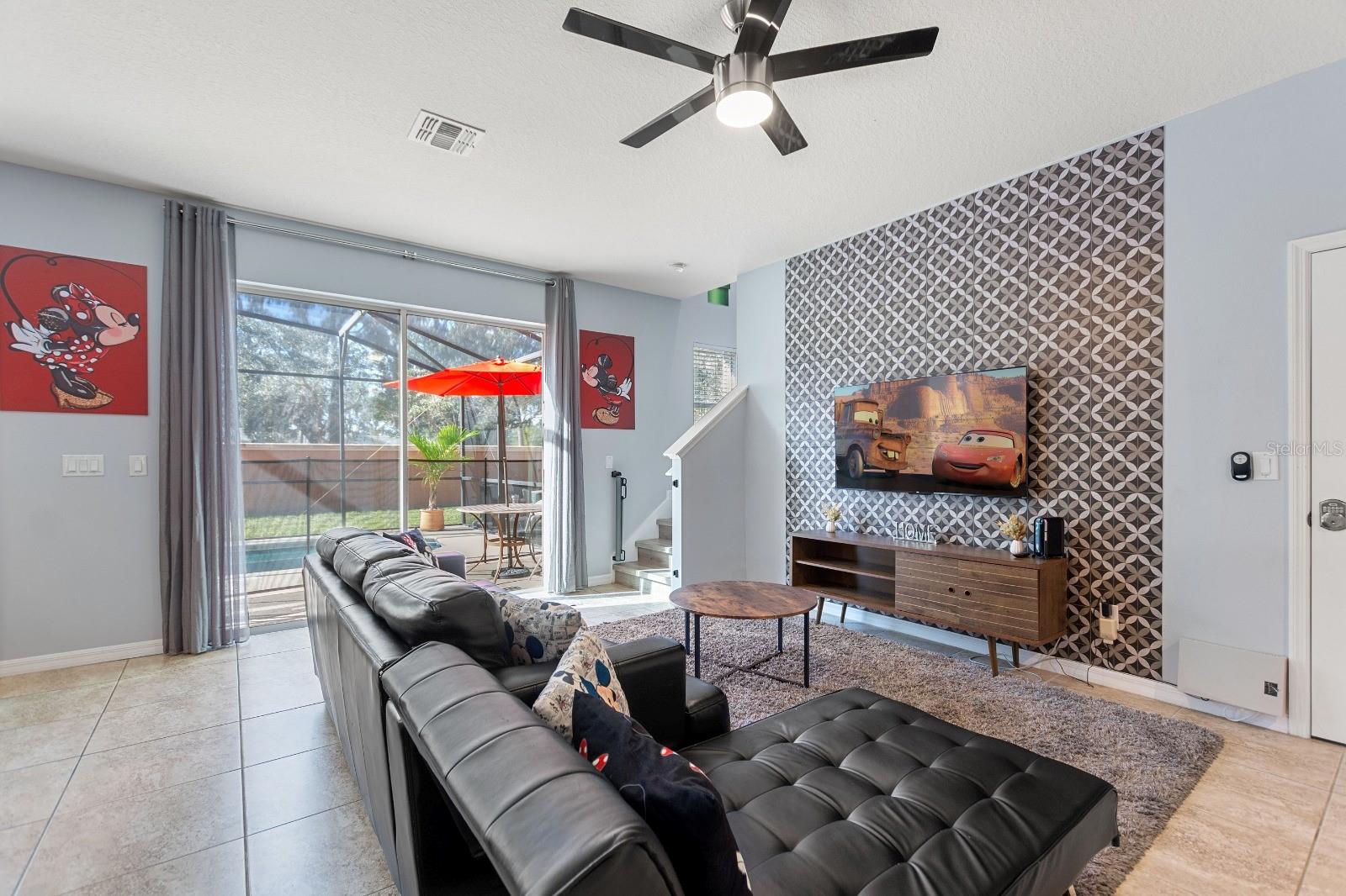 Image 7 of 35 For 820 Las Fuentes Drive