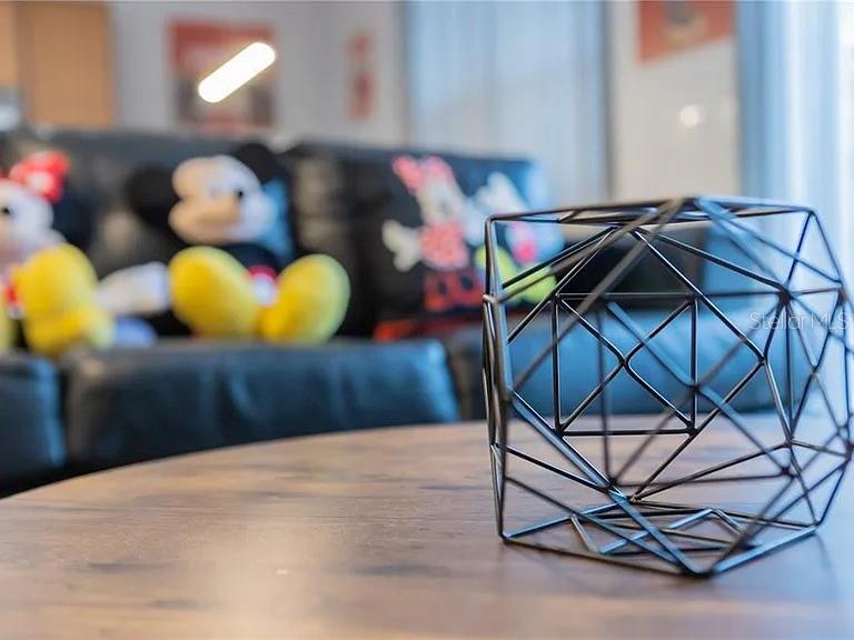 Image 9 of 35 For 820 Las Fuentes Drive