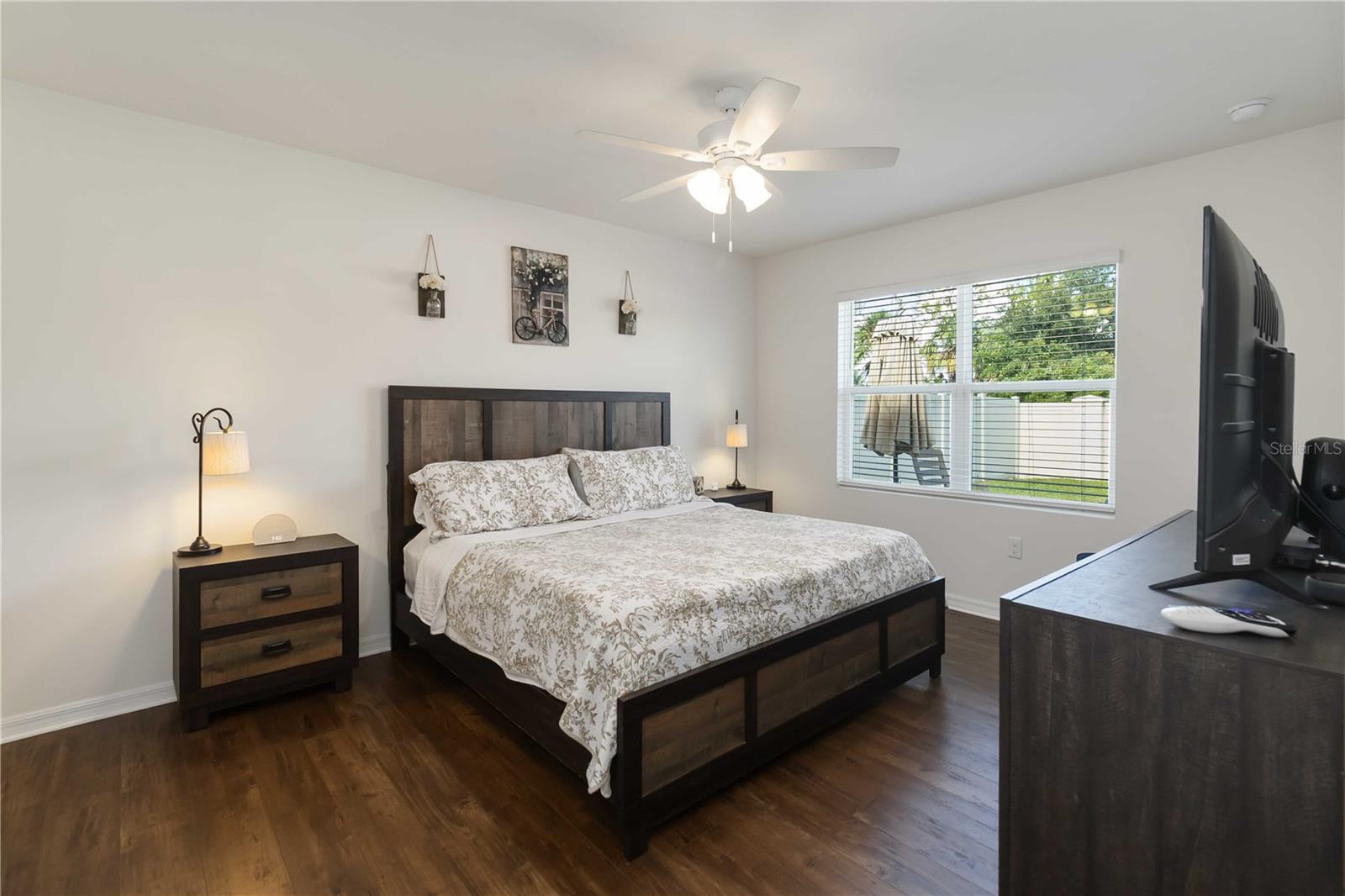 Image 17 of 35 For 4022 Silverstream Terrace