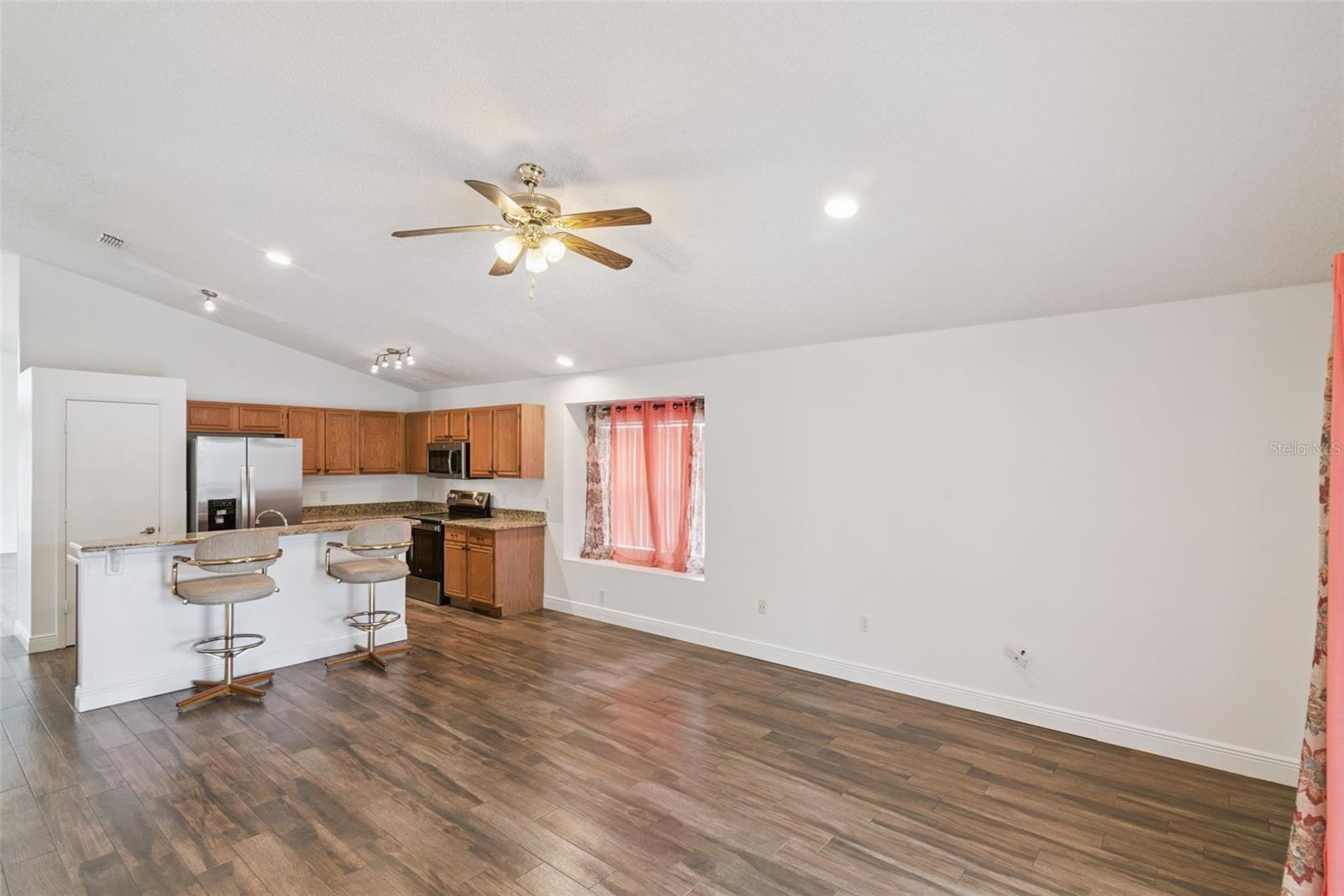 Image 11 of 20 For 2732 Cahill Way