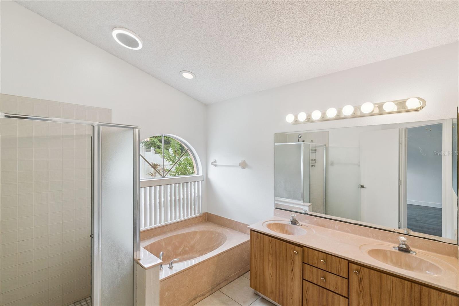 Image 14 of 20 For 2732 Cahill Way