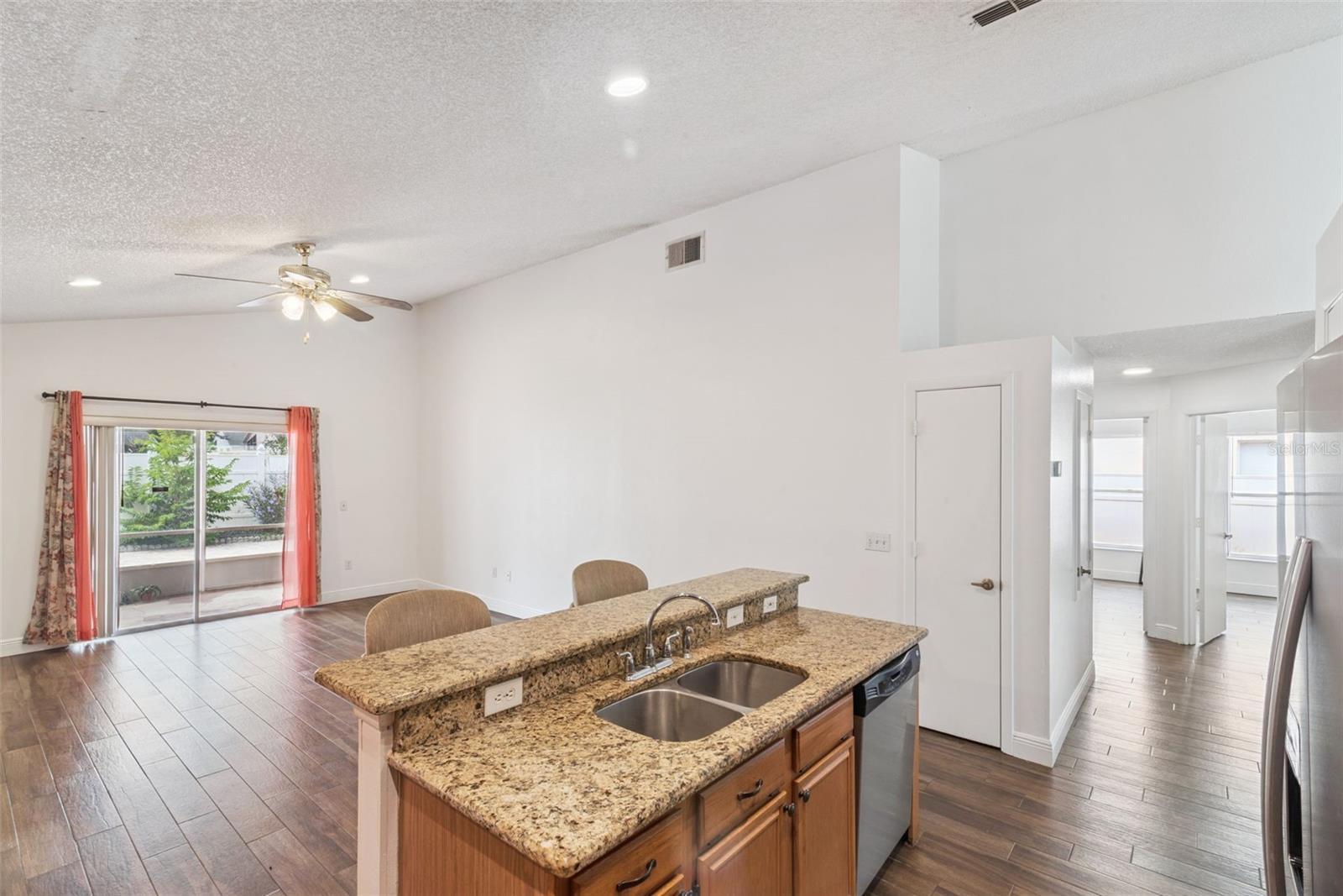 Image 5 of 20 For 2732 Cahill Way