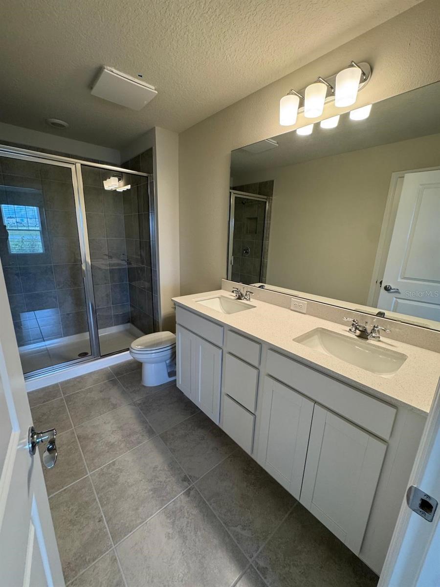 Image 14 of 28 For 6400 Tabebuia Parkway