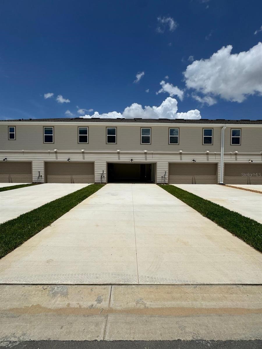 Image 2 of 28 For 6400 Tabebuia Parkway