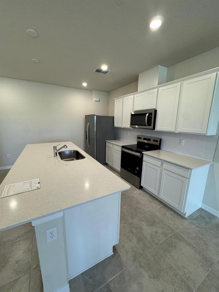 Image 3 of 28 For 6400 Tabebuia Parkway