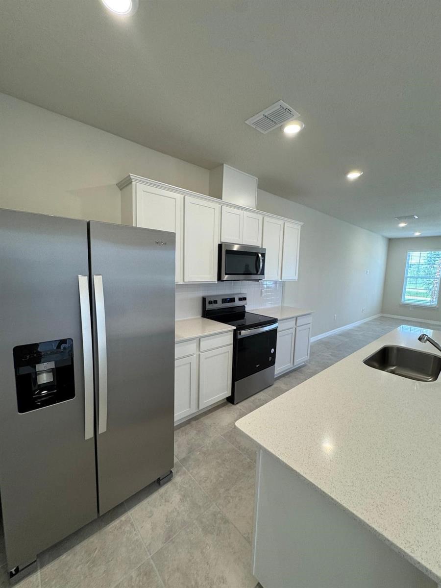 Image 6 of 28 For 6400 Tabebuia Parkway