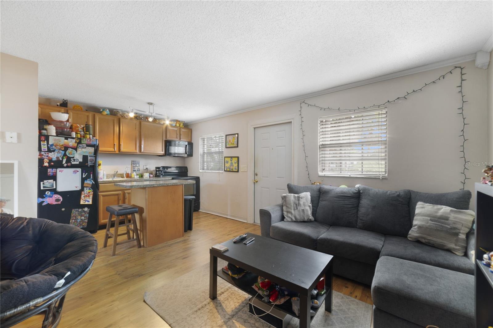 Image 5 of 11 For 2503 Central Boulevard 14