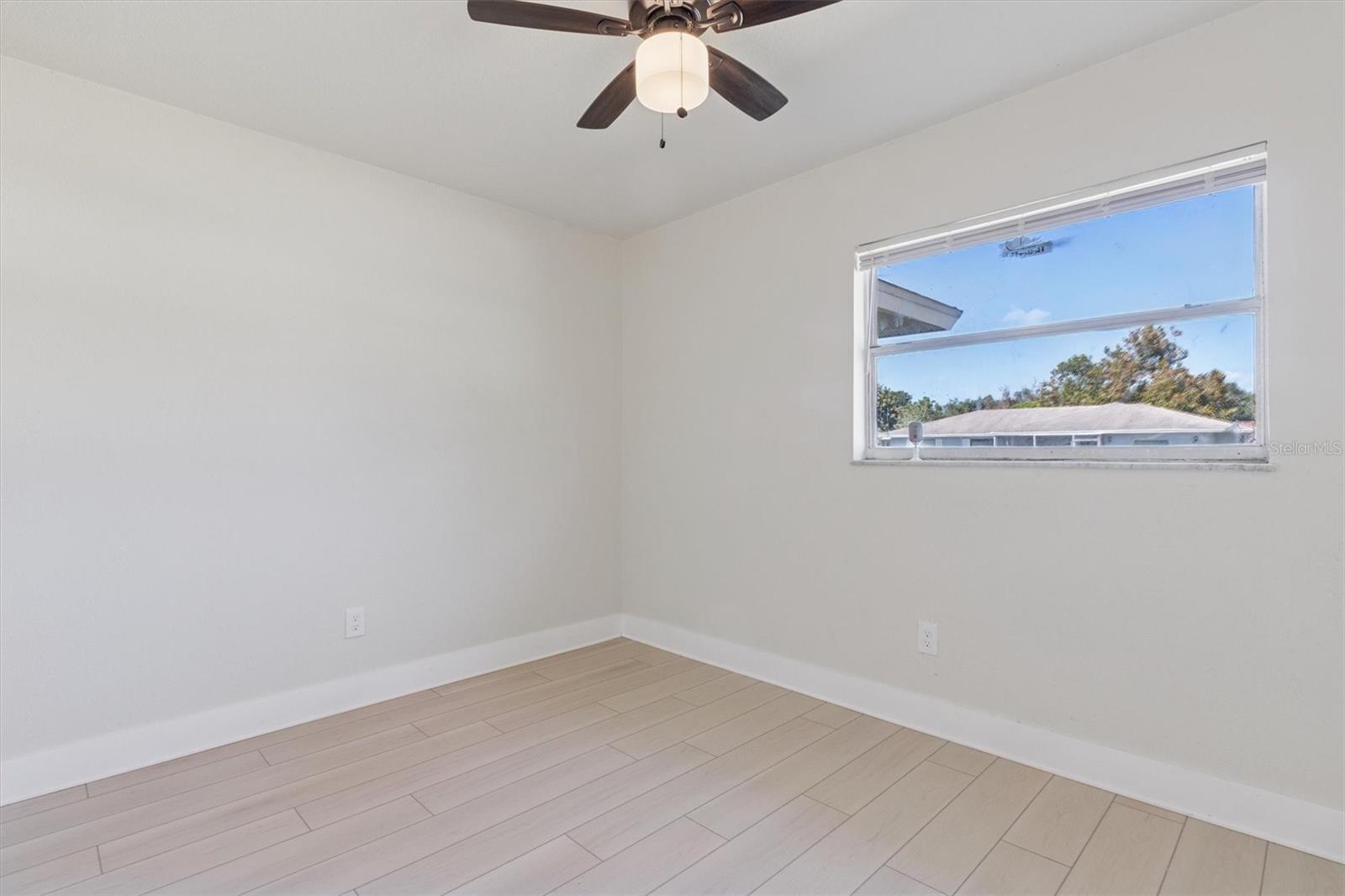 Image 20 of 28 For 30 Hammon Drive