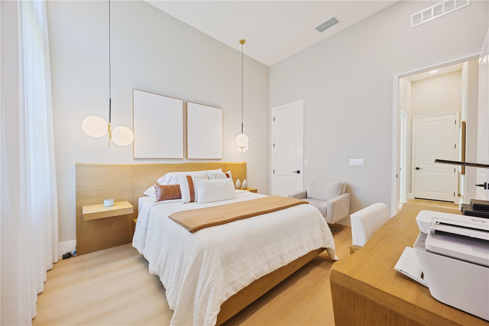 Image 27 of 53 For 16077 Barkly Ridge Court
