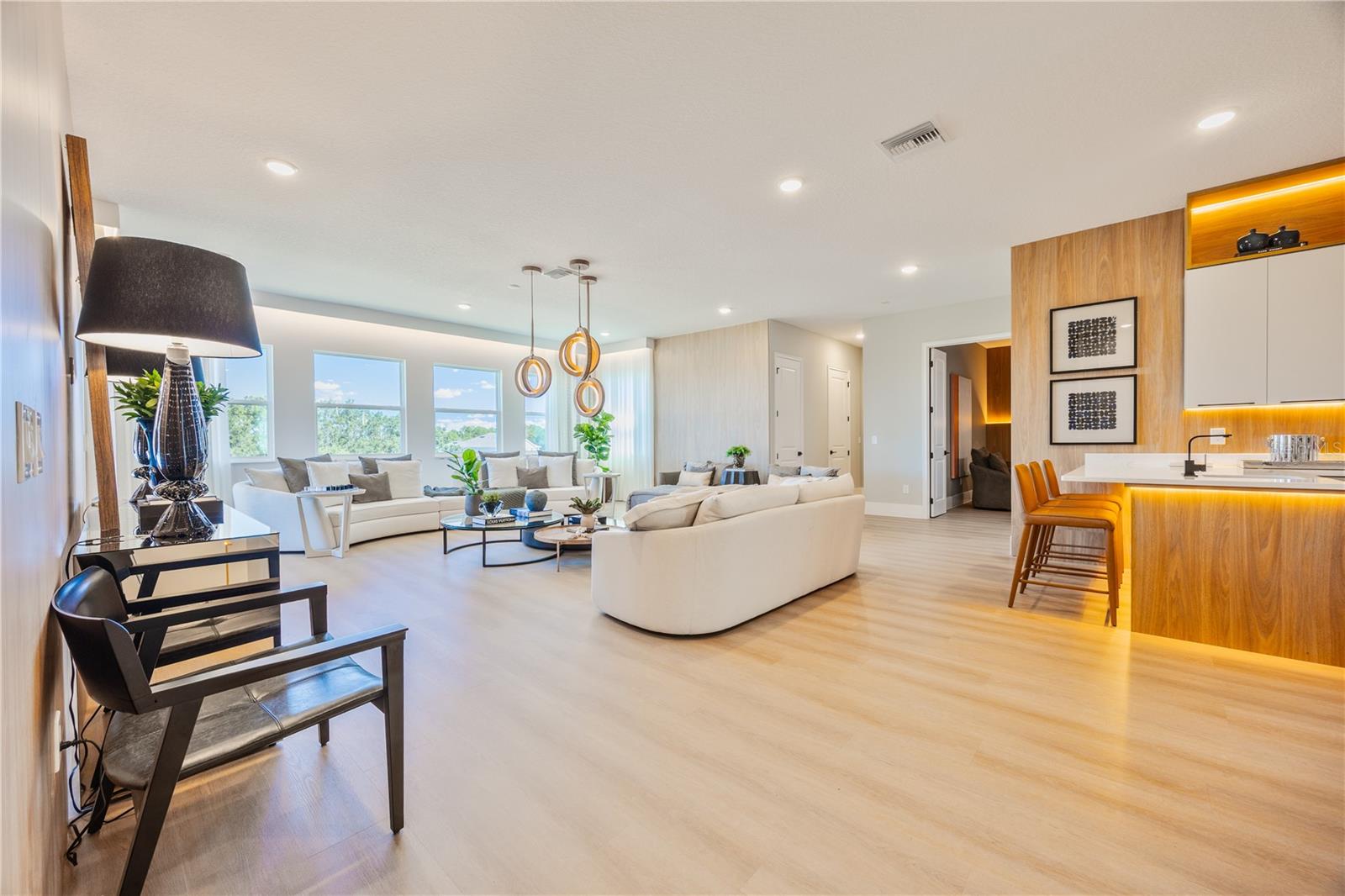 Image 30 of 53 For 16077 Barkly Ridge Court