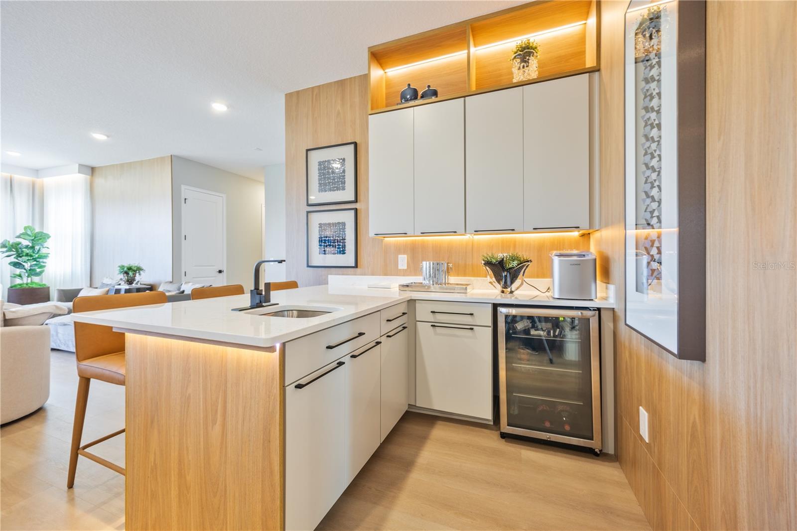 Image 32 of 53 For 16077 Barkly Ridge Court