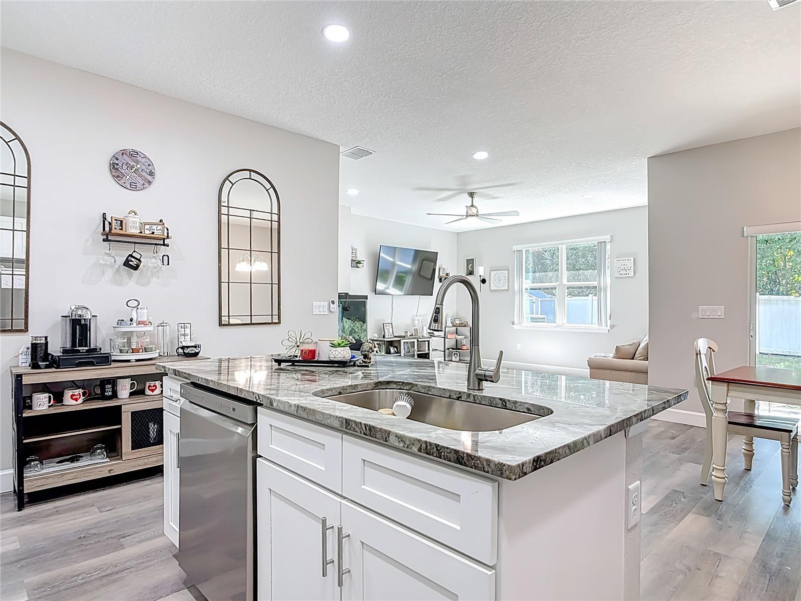 Image 11 of 44 For 1203 9th Street