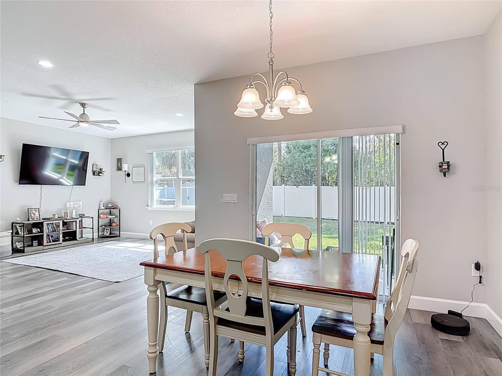 Image 12 of 44 For 1203 9th Street