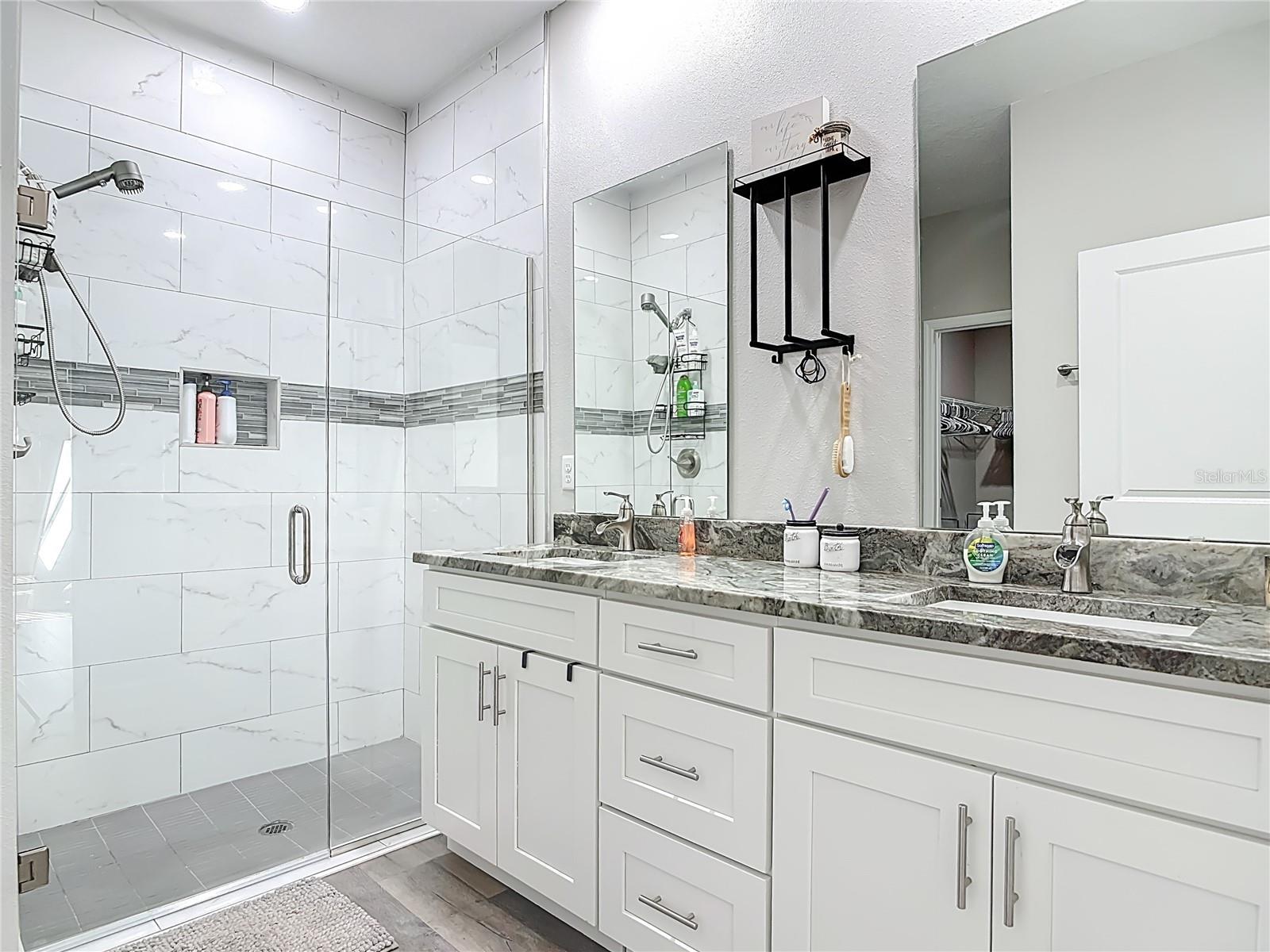 Image 17 of 44 For 1203 9th Street