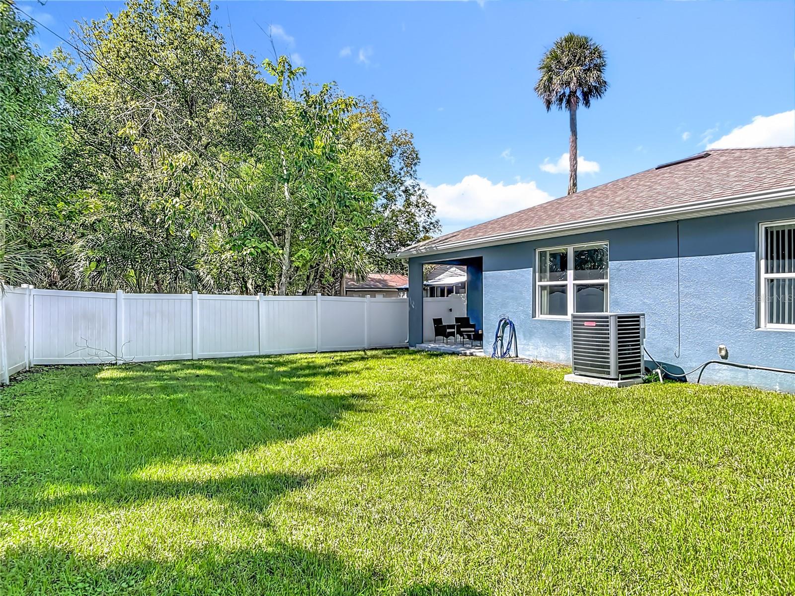 Image 32 of 44 For 1203 9th Street