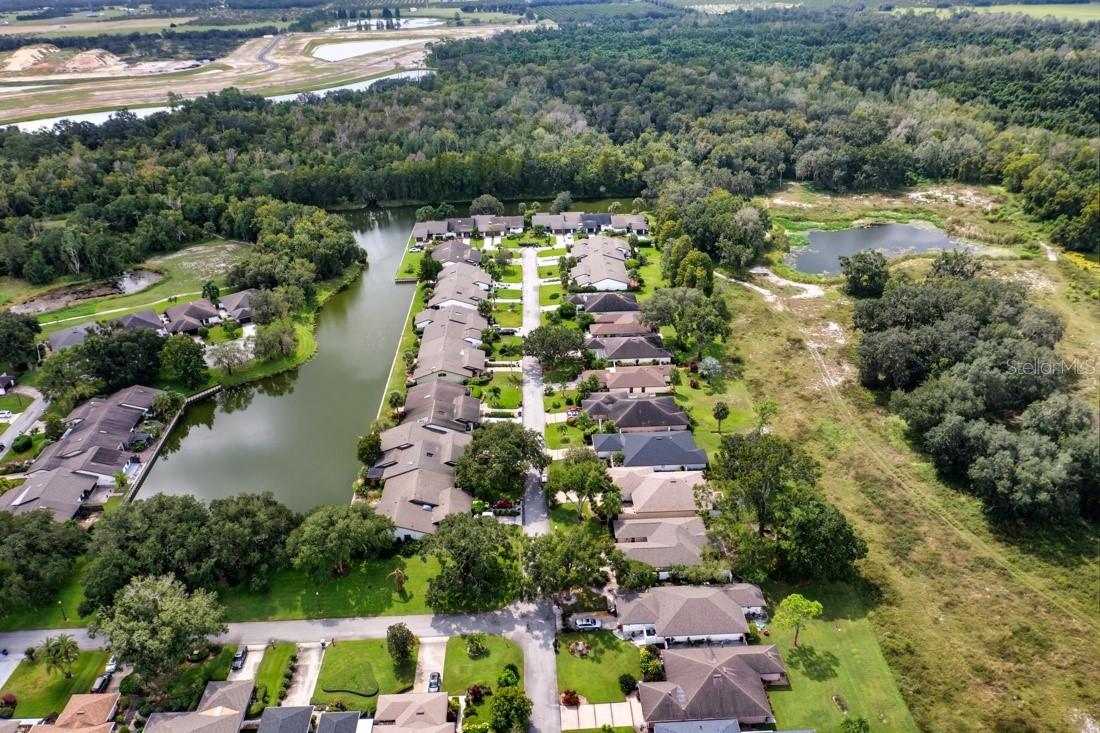 Image 34 of 35 For 11 Huntley Court