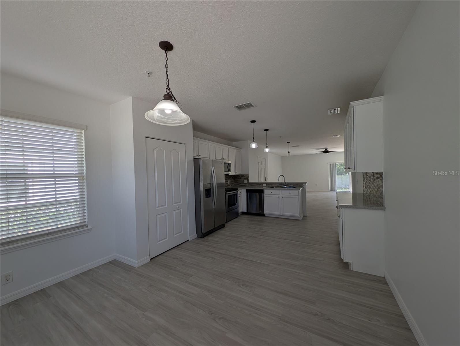 Image 21 of 39 For 2203 Chatham Place Drive