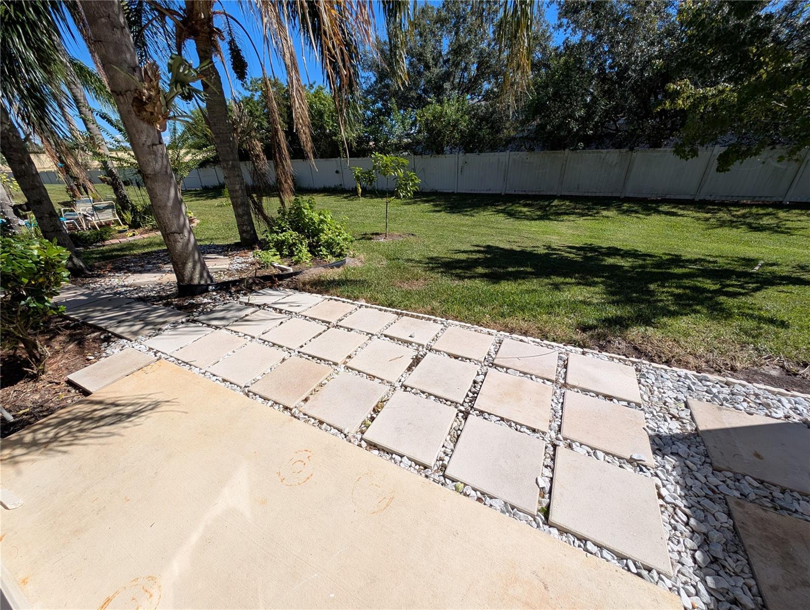 Image 9 of 39 For 2203 Chatham Place Drive