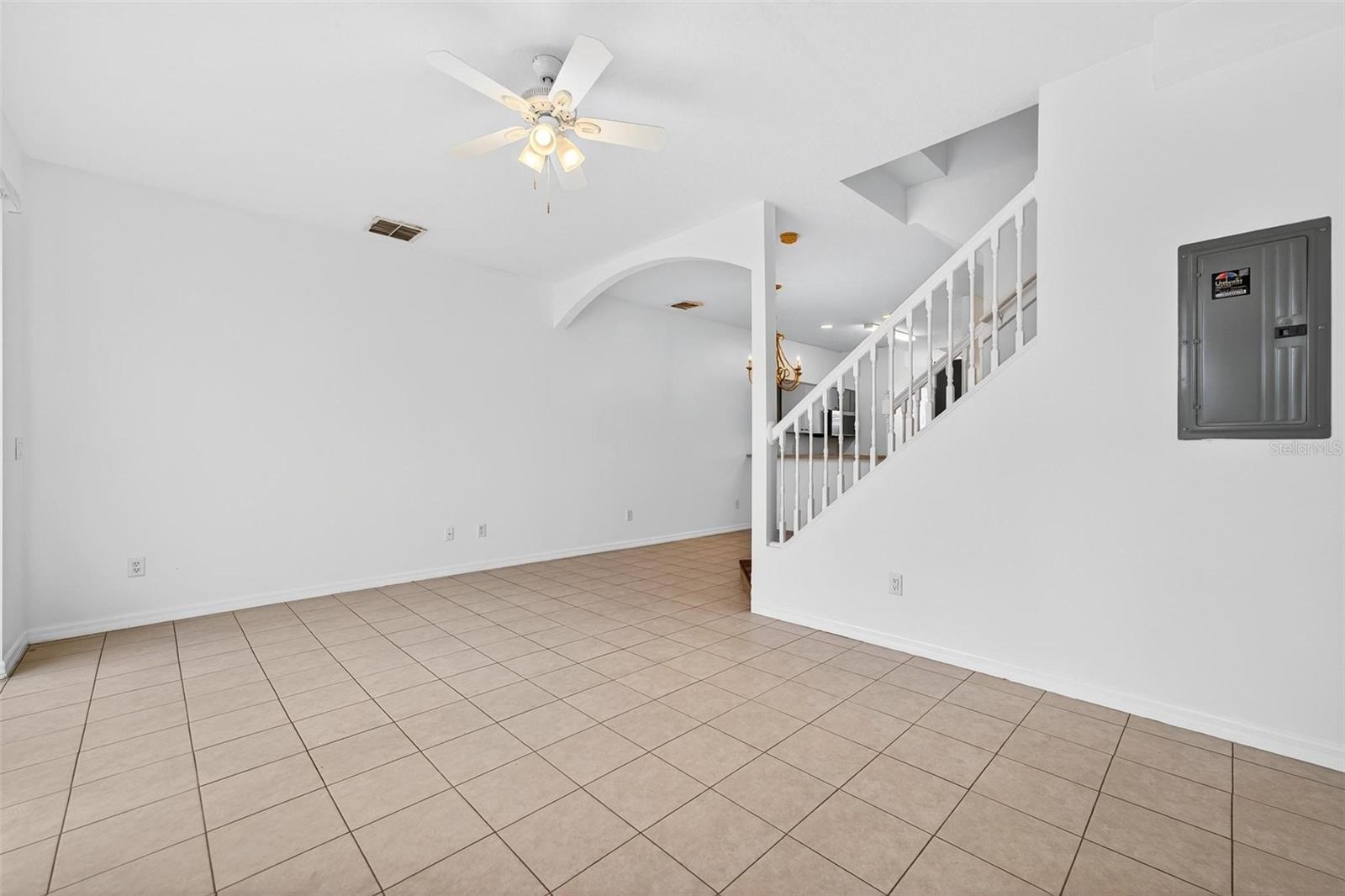 Image 10 of 68 For 4712 Hemingway House Street