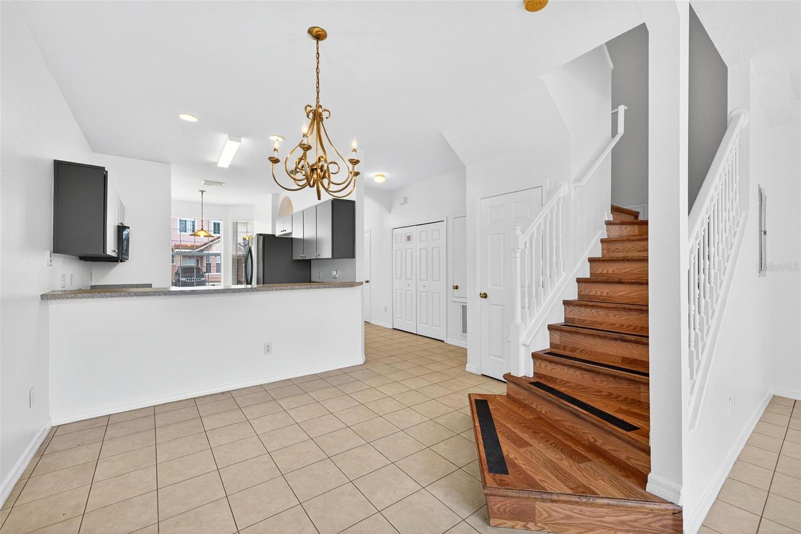 Image 12 of 68 For 4712 Hemingway House Street