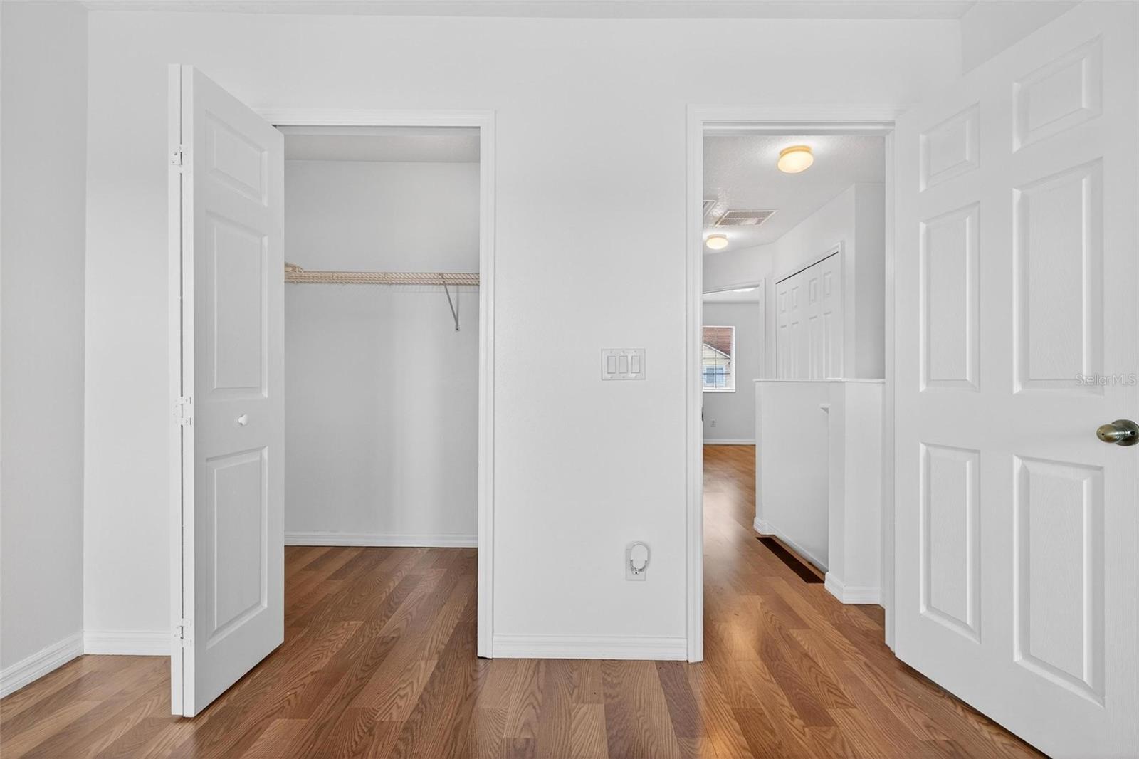 Image 35 of 68 For 4712 Hemingway House Street