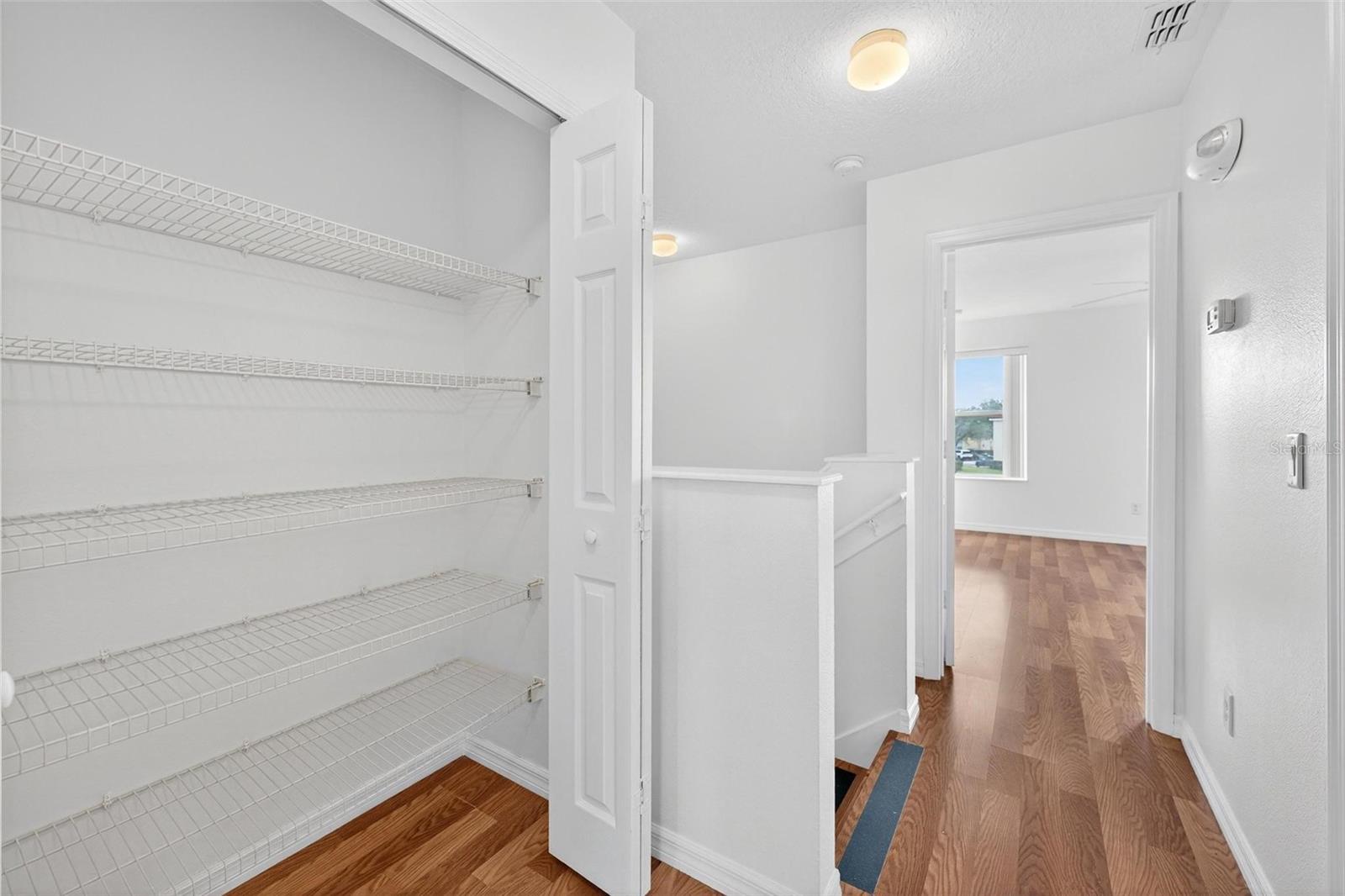 Image 46 of 68 For 4712 Hemingway House Street