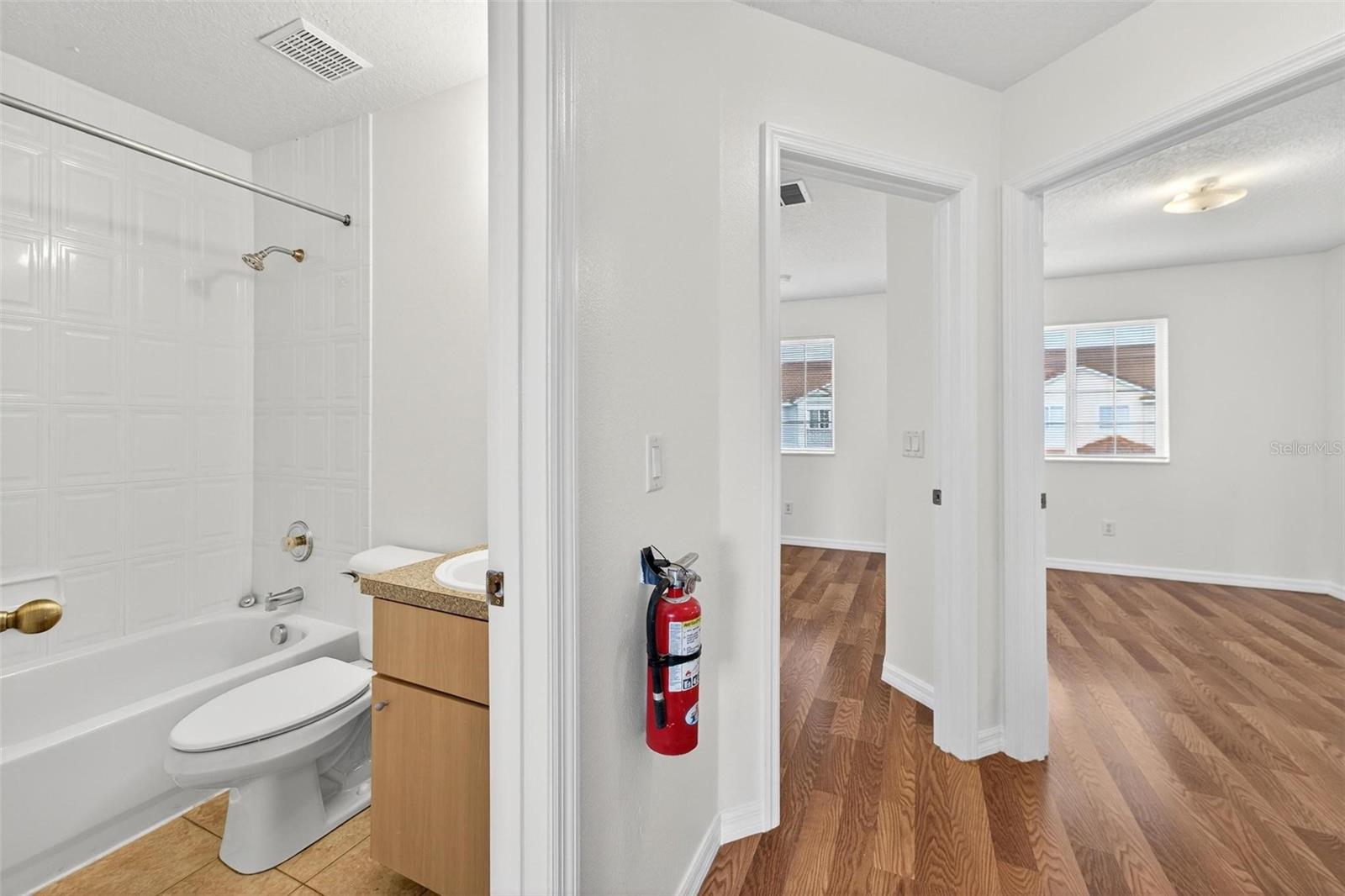 Image 47 of 68 For 4712 Hemingway House Street