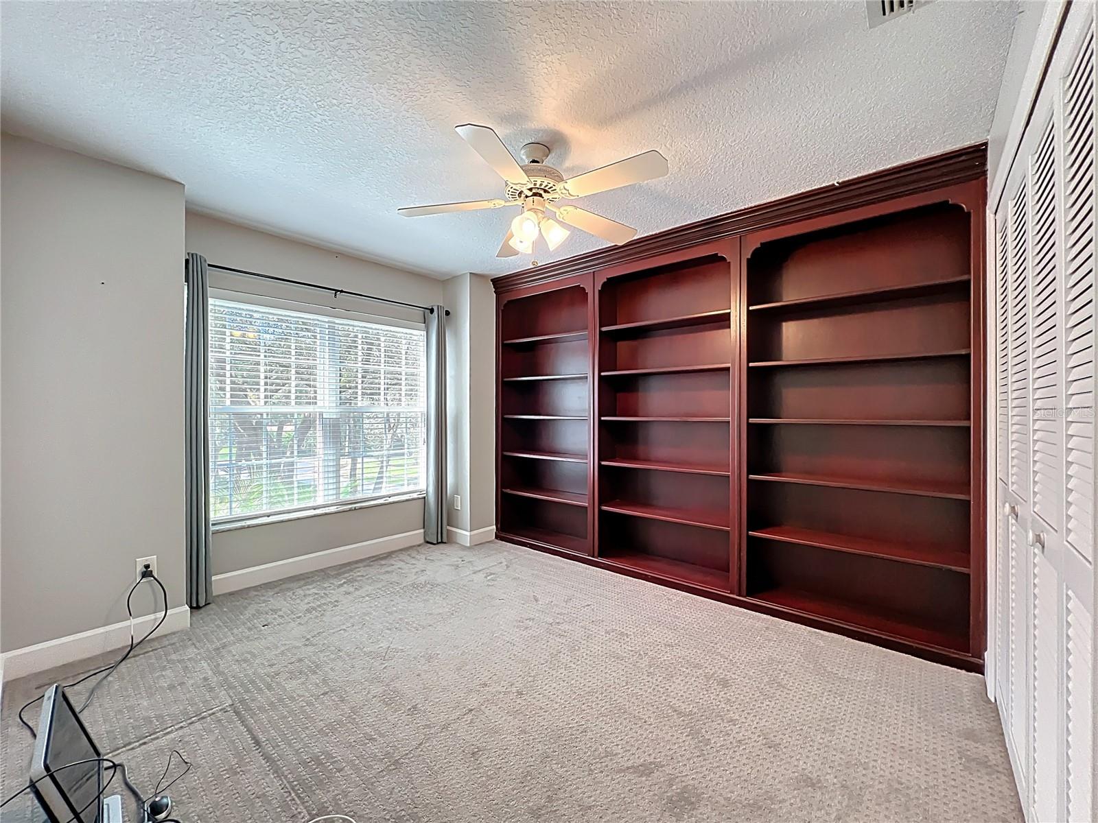 Image 36 of 69 For 1154 Deer Lake Circle