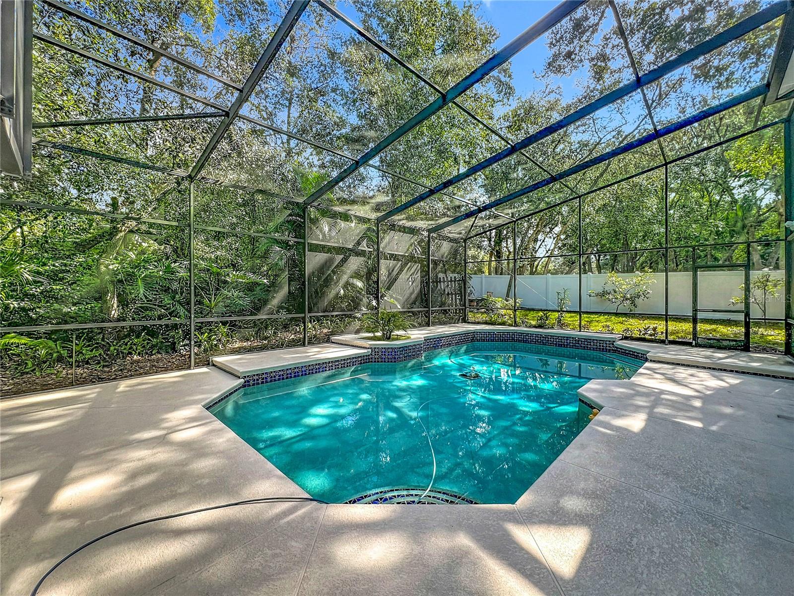 Image 51 of 69 For 1154 Deer Lake Circle