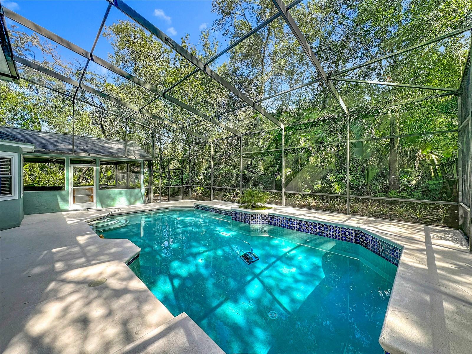 Image 52 of 69 For 1154 Deer Lake Circle