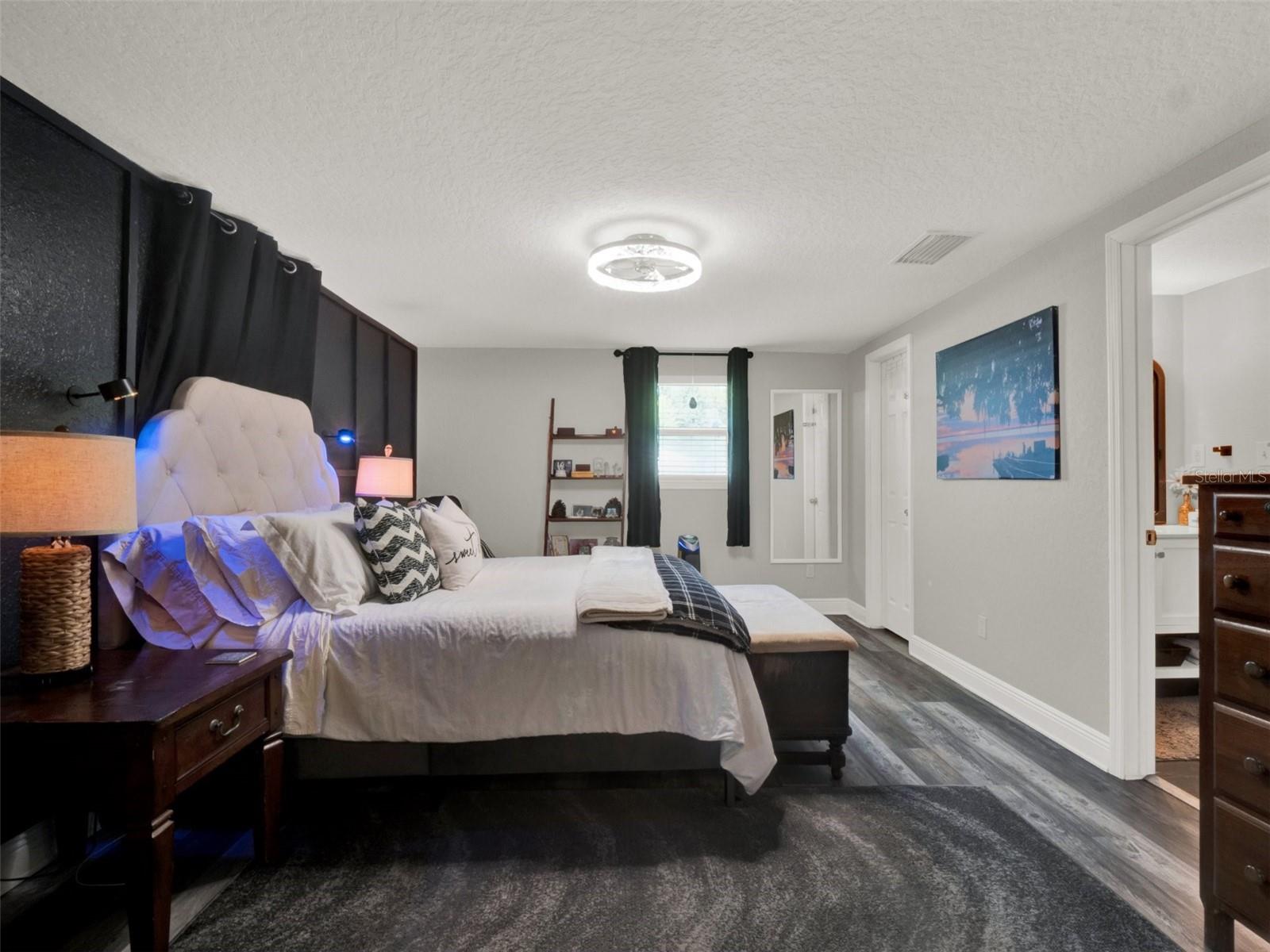 Image 17 of 29 For 2721 Evergreen Drive